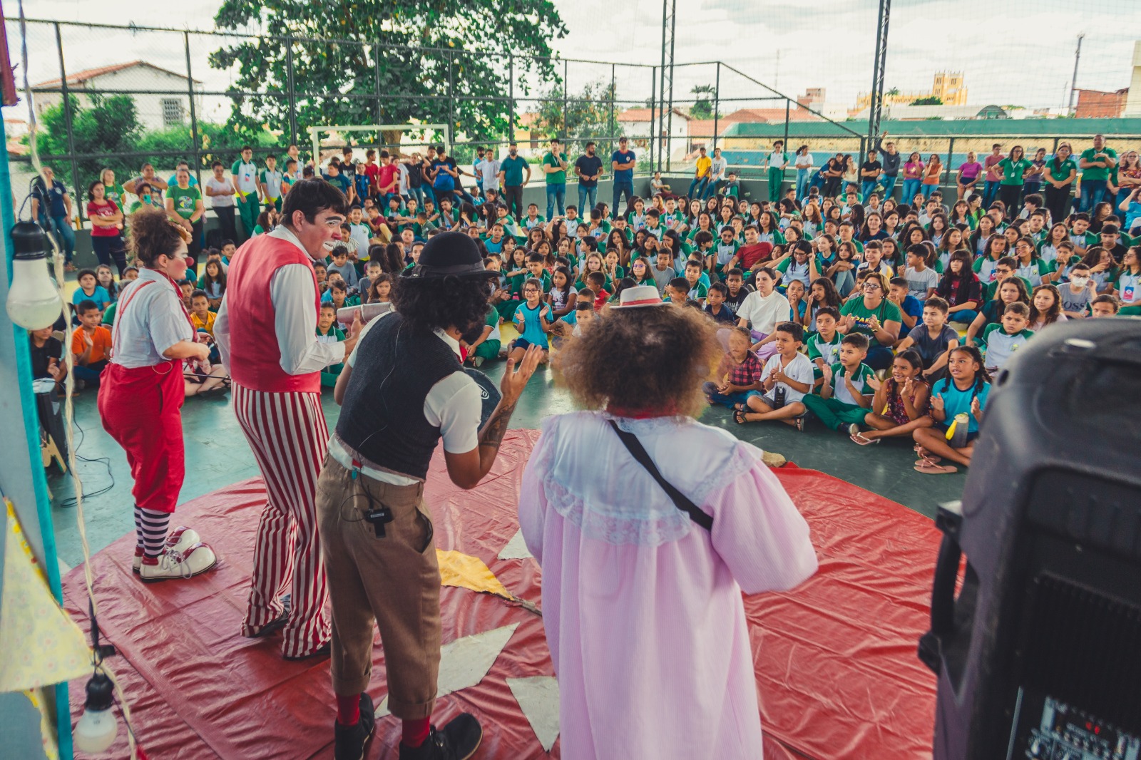 Grupo K’Os Coletivo realiza semana de espetáculos e oficinas em escolas de Fortaleza