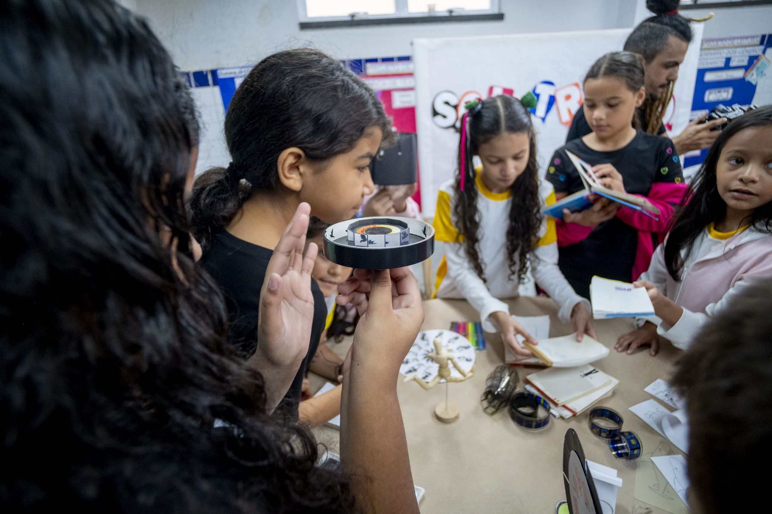 Oficinas de cinema de animação do Cine Ceará movimentam escolas públicas de Fortaleza e Pindoretama
