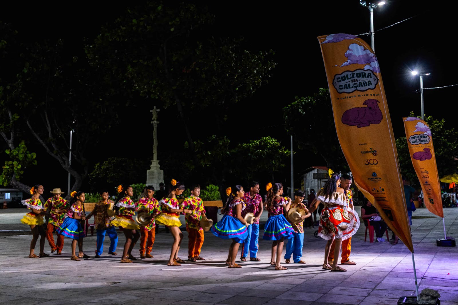 Nesta sexta (30) e sábado (31) Cultura na Calçada leva programação gratuita a espaços públicos das Regionais 1, 3, 11 e 12