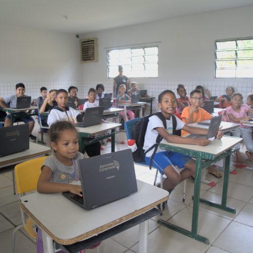 Imagem: Divulgação/Acervo Aprender Conectado (veiculação da imagem das crianças autorizada pelos responsáveis)