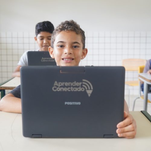 Aprender Conectado alcança 15 mil escolas e cumpre 38% da meta