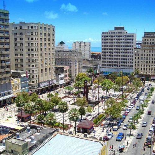 Lojas de rua do Centro de Fortaleza devem abrir no período do Carnaval, recomenda CDL