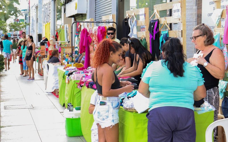 Consumidores devem gastar em média R$ 294 no Dia das Mães 2026, aponta CNDL