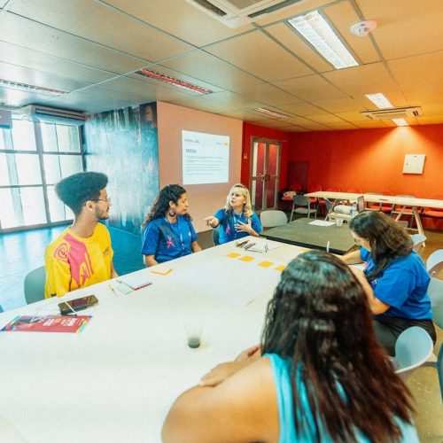 Cariri recebe cursos gratuitos da Escola Livre de Economia Criativa em Juazeiro do Norte, Crato e Barbalha
