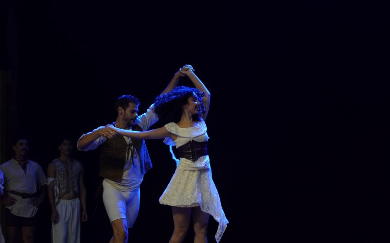 Espetáculo “Carmen” é apresentado nesta sexta-feira (31/10) no Theatro José de Alencar pela XV Bienal Internacional de Dança do Ceará