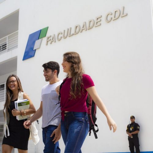 Faculdade CDL promove curso sobre liderança com propósito e foco em resultados