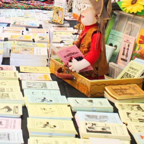 Livros da Feira do Cordel Brasileiro. Crédito: Leonardo Costa