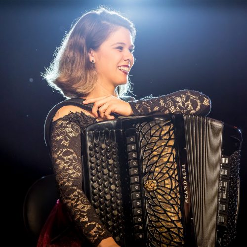Espetáculo musical inédito “Por Detrás do Fole – Sanfoneiras do Brasil” chega a Fortaleza em junho