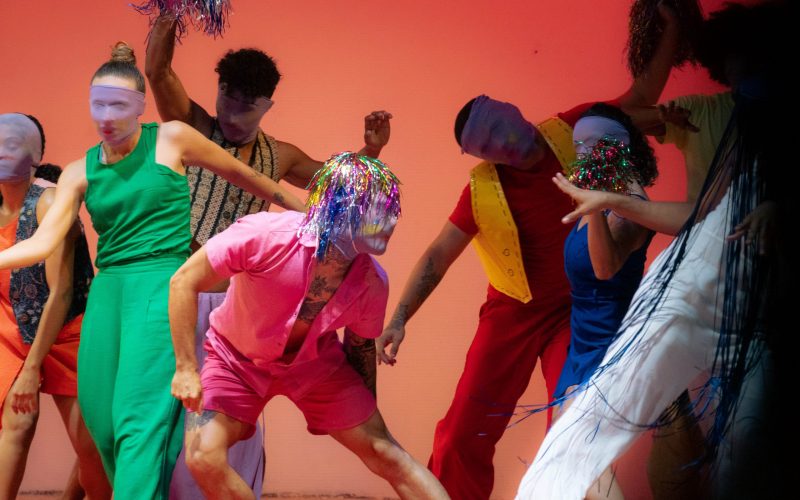 Espetáculo “O que você tem na cabeça”, com Escola de Dança de Paracuru. Foto Allan Diniz