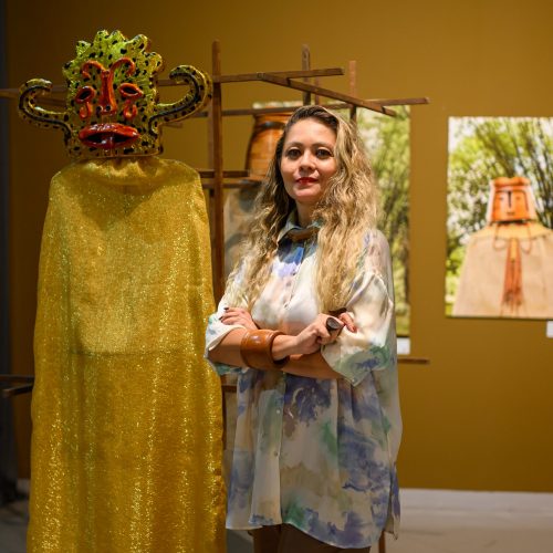 Artista Cristiane Martins (FOTO: PH Fotografia)